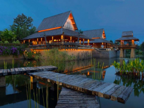 Hotels in Rim Tai
